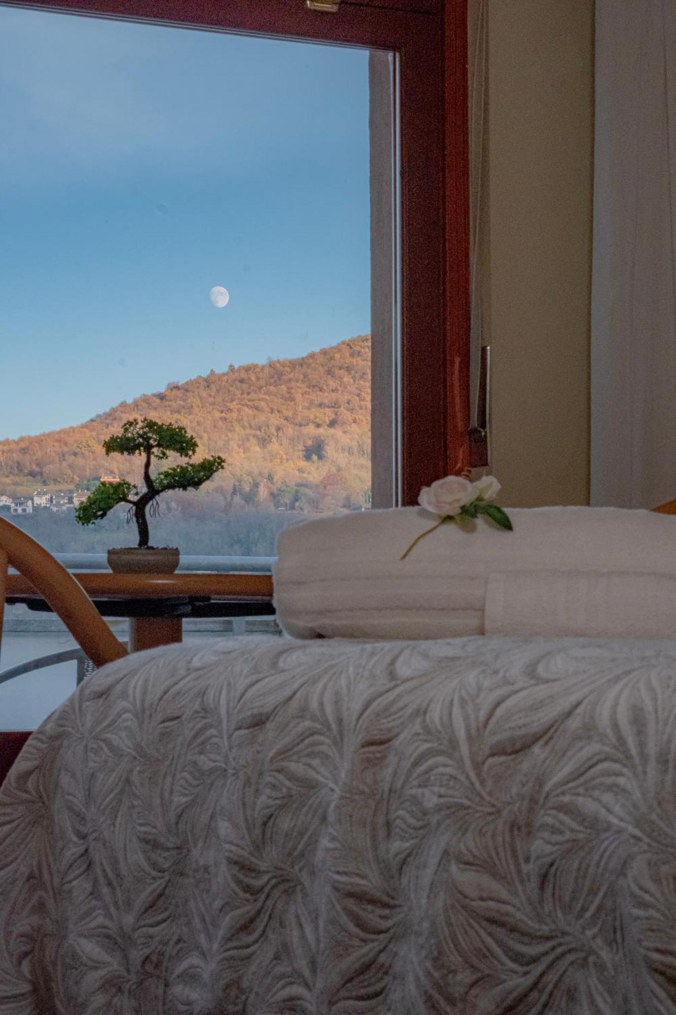 Hotel Chalet Del Lago Αβιλιάνα Εξωτερικό φωτογραφία